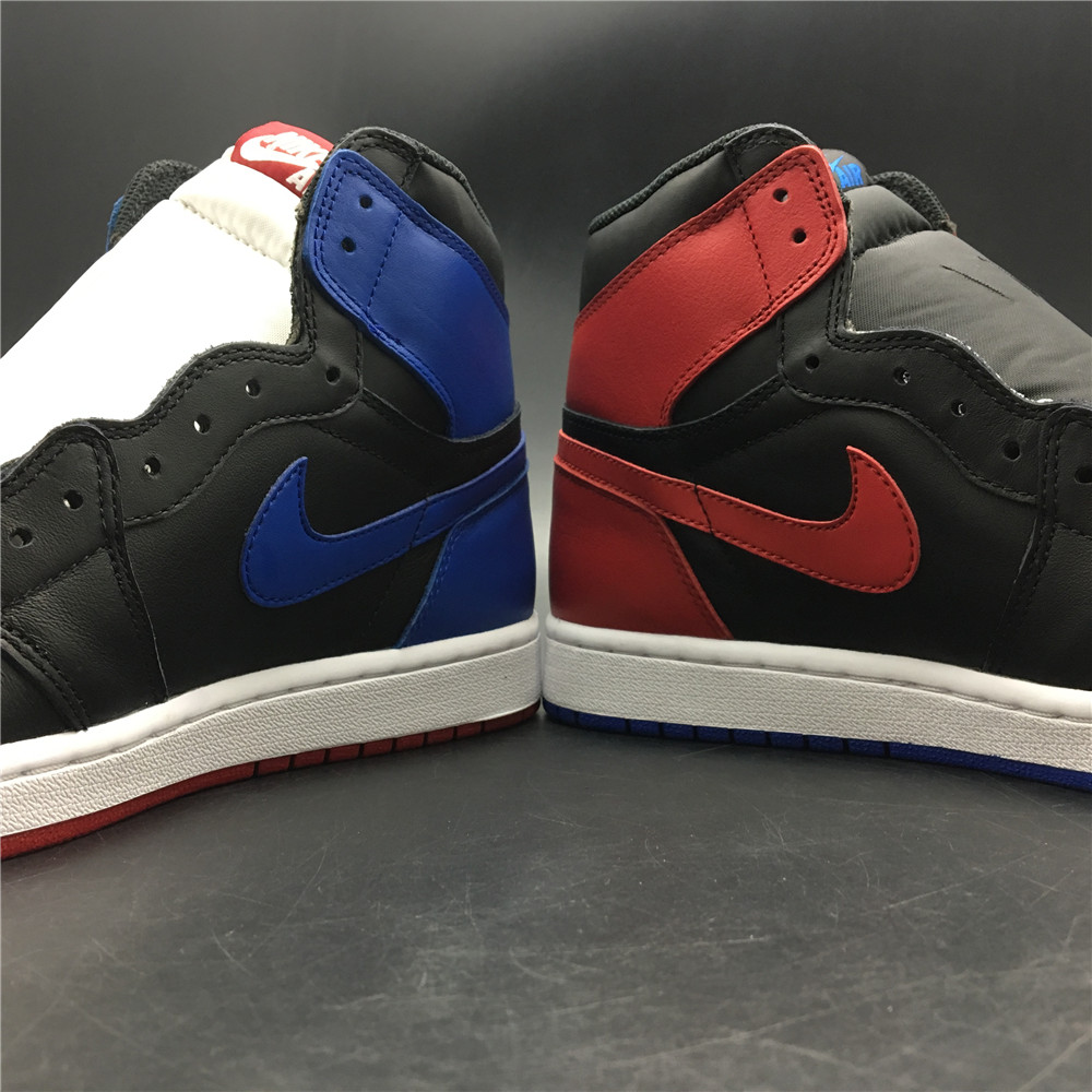 Air Jordan 1Top 3 555088-026