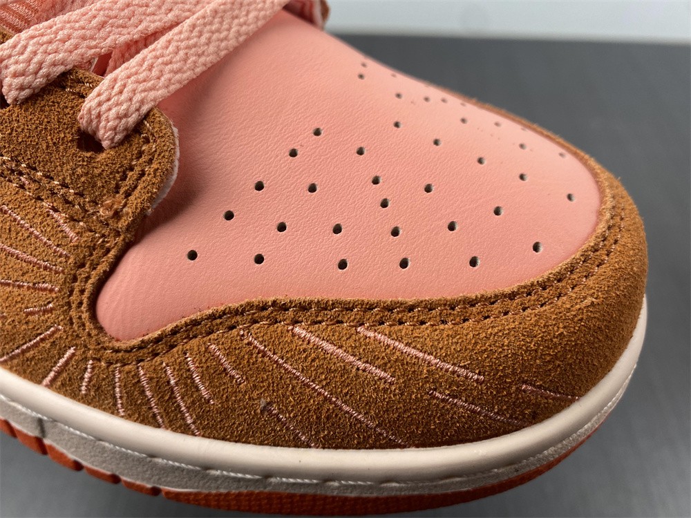 NIKE DUNK LOW DO6723-800