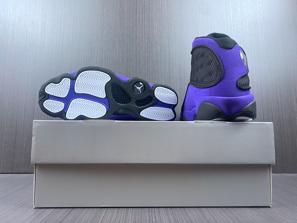 Air Jordan 13 Court Purple DJ5982-015