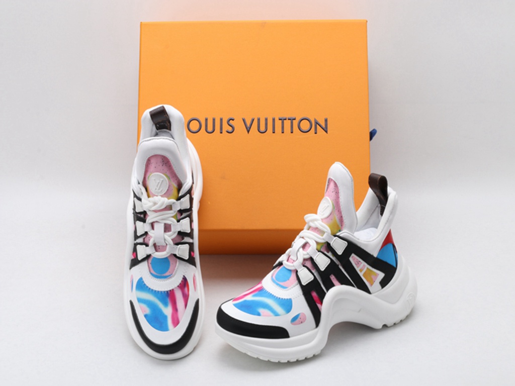 L*V Archlight Sneaker Blue Pink