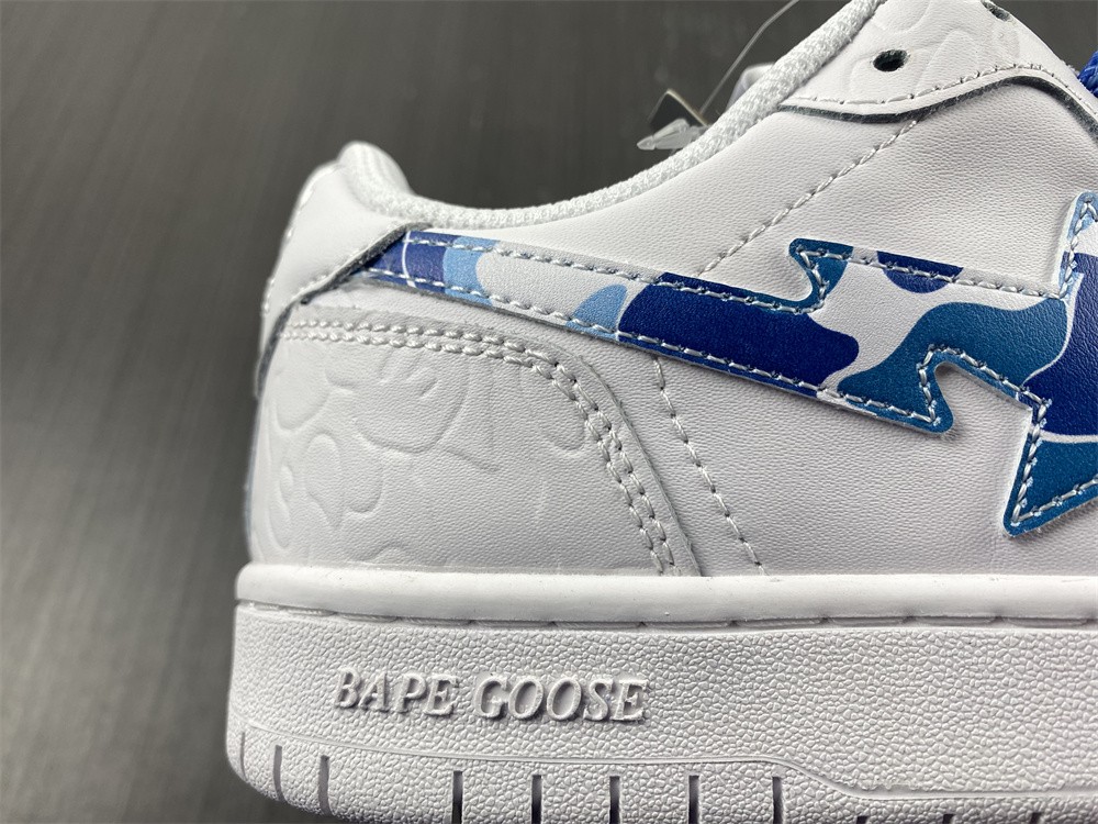 B*APE SNEAKERS