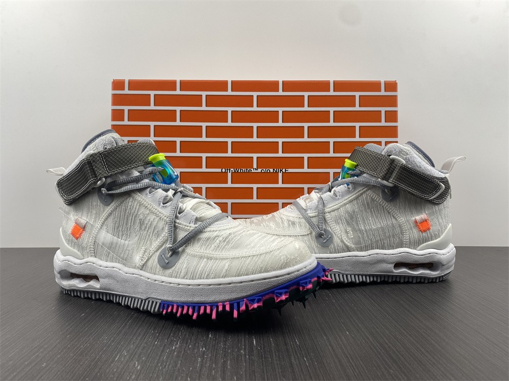 OFF-WHITE x Nike Air Force 1 Mid White DO6290-001