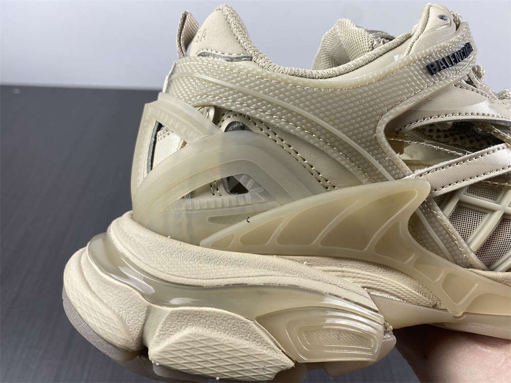 4.0 BLG Track TRAINER