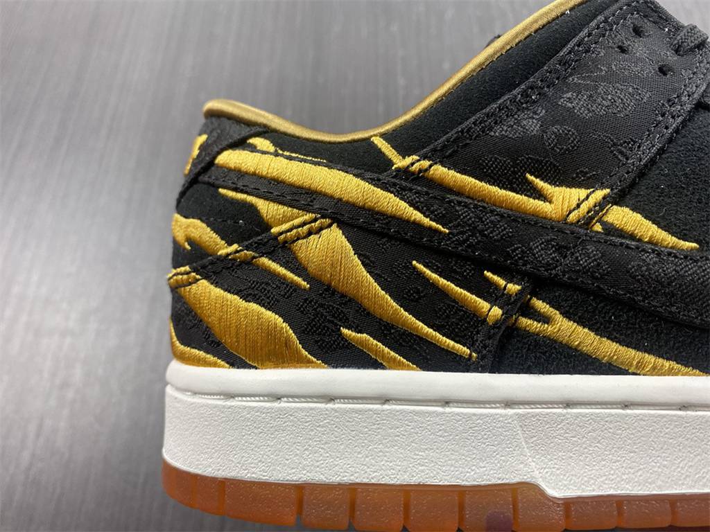 Nike DUNK LOW CNY DQ4978-001