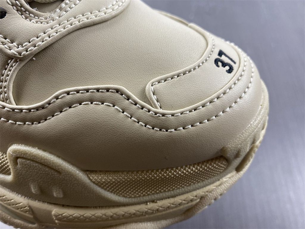 BLG TRIPLE S 536737 W2FW1 4561