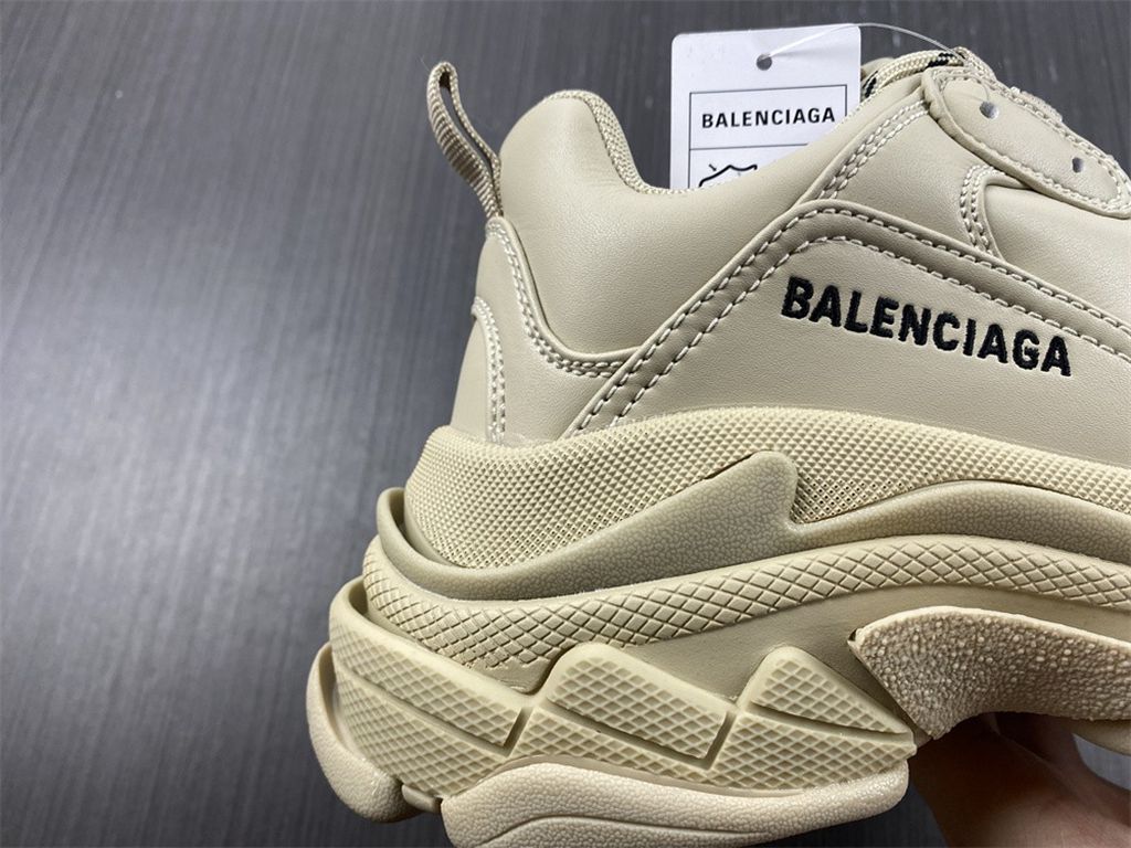 BLG TRIPLE S 536737 W2FW1 4561