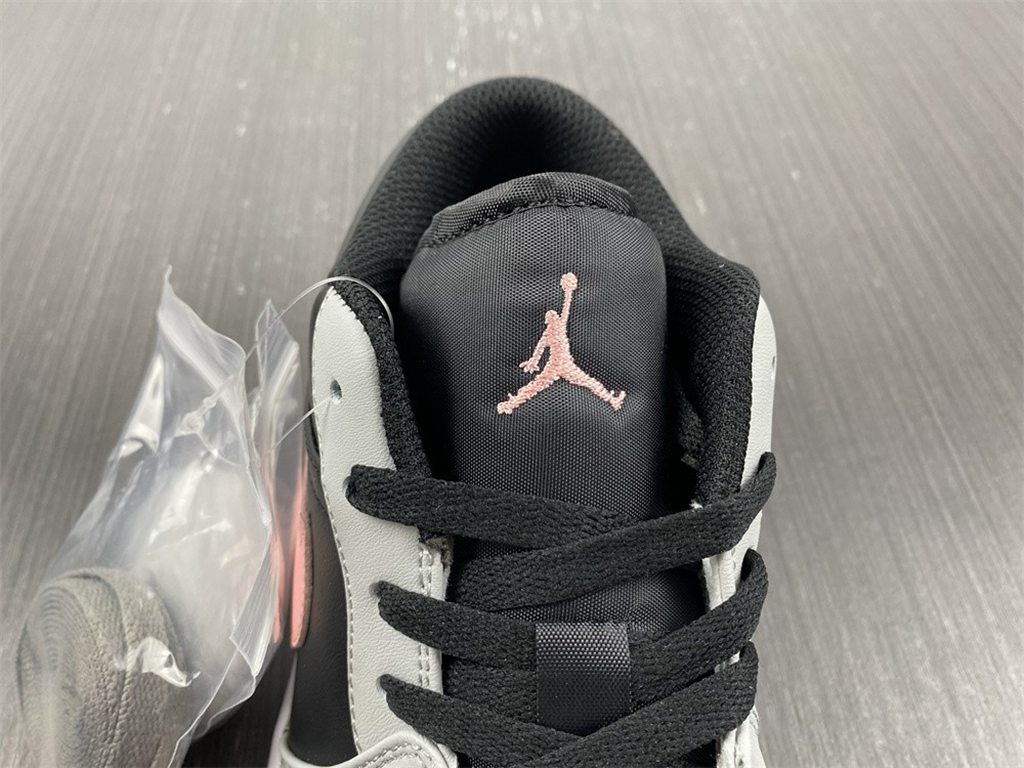 Nike Jordan 1 Low 553558-062