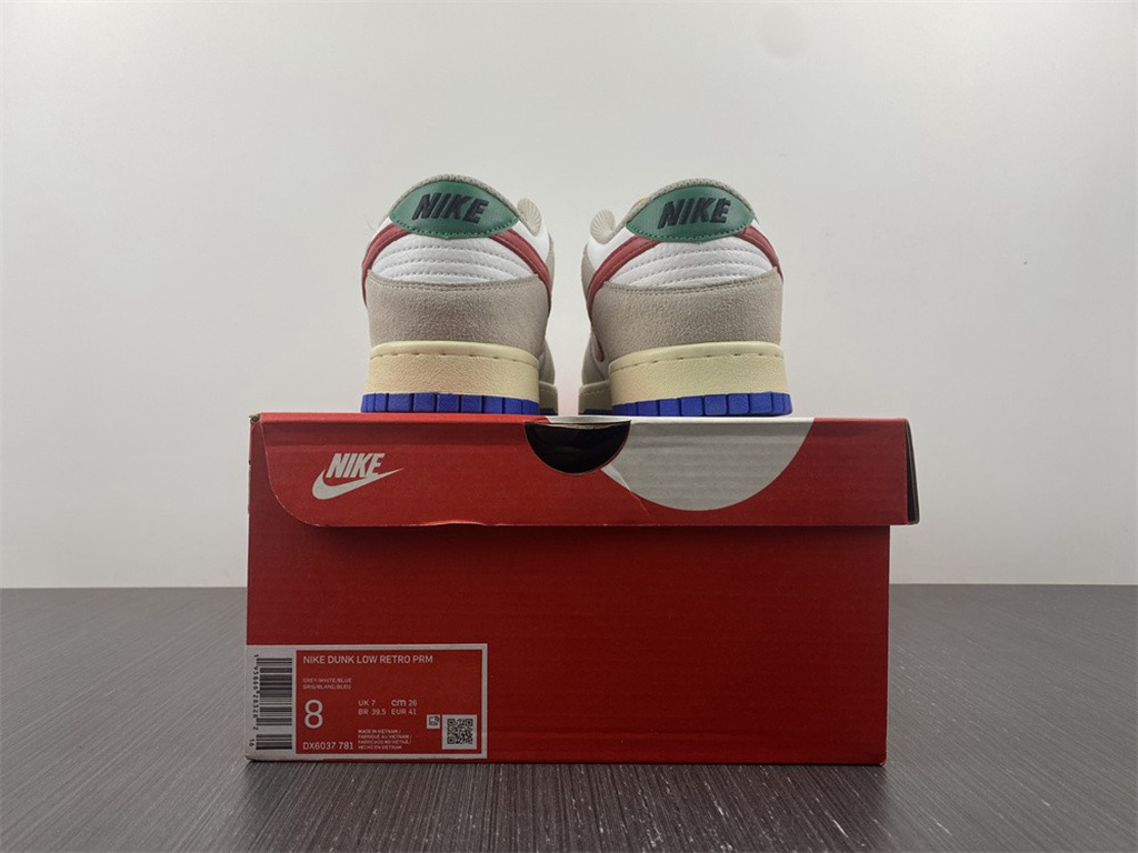SB Dunk Low DX6037-781