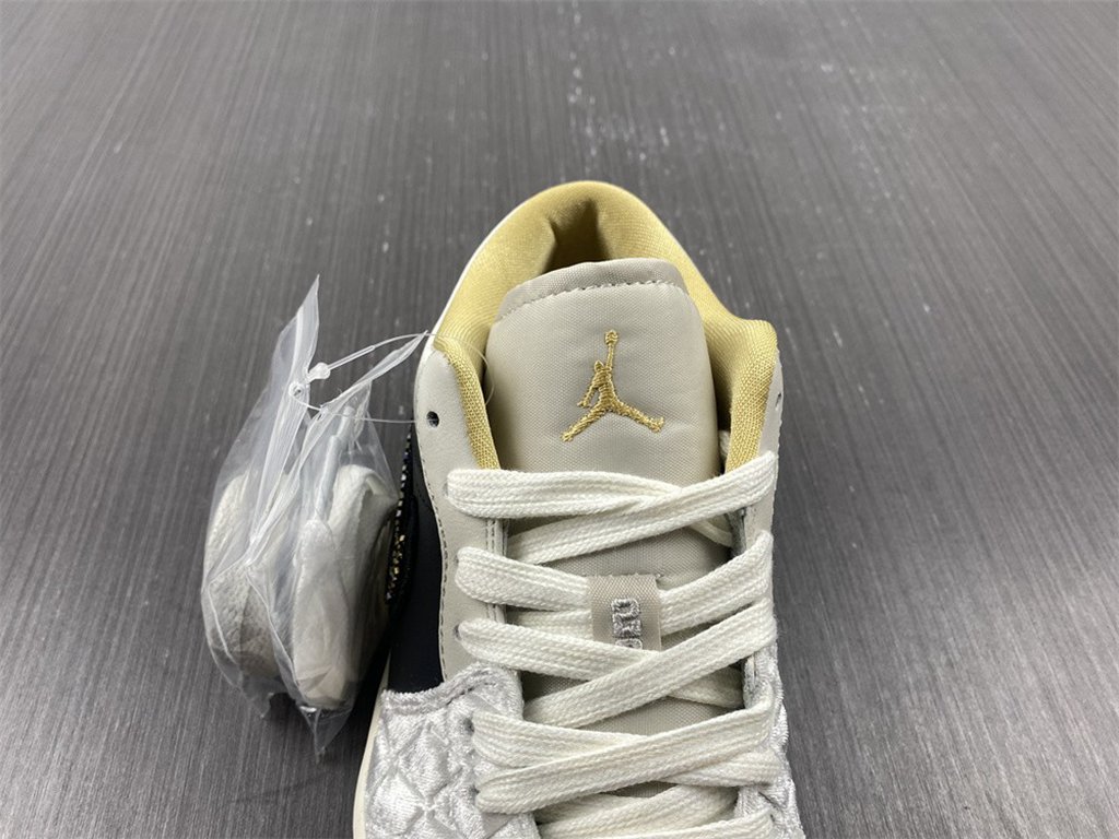 AIR JORDAN 1 LOW SE DV1762-001