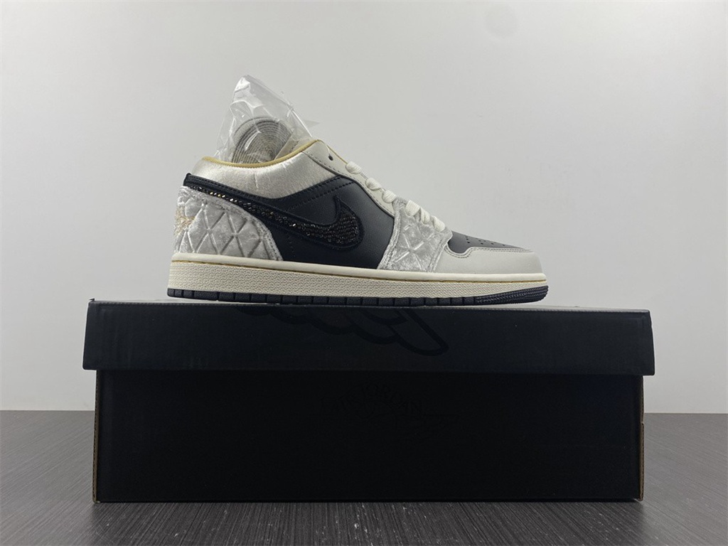 AIR JORDAN 1 LOW SE DV1762-001