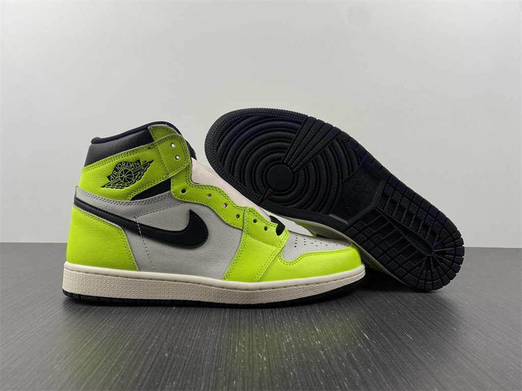 Air Jordan 1 Retro High OG 555088-702