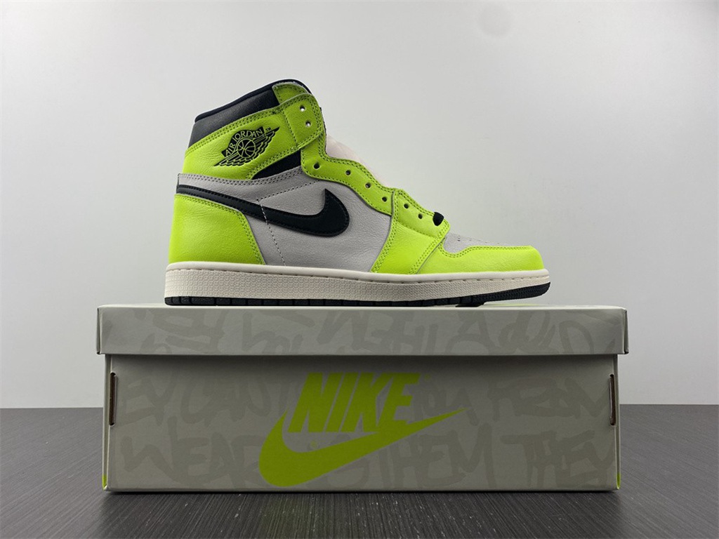 Air Jordan 1 Retro High OG 555088-702