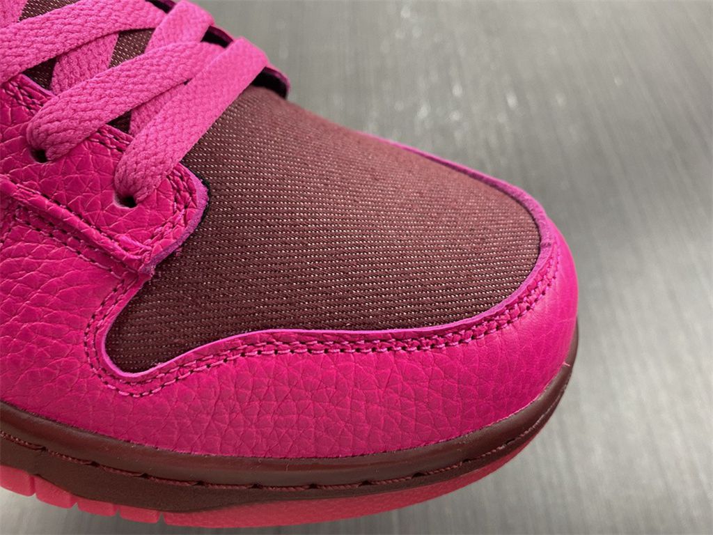 Nike Spruces Up Its Dunk Low Team Red/Pink DQ9324-600