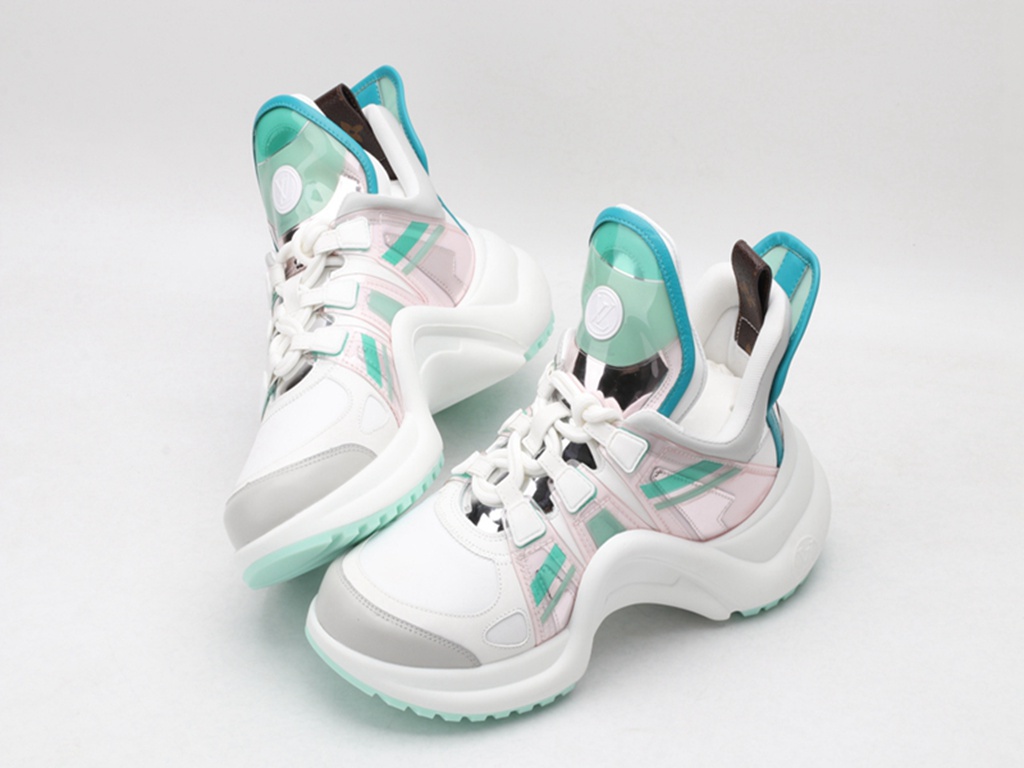 L*V Archlight Sneaker Blue