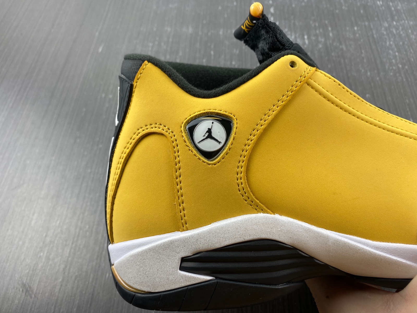 Air Jordan 14 Light Ginger