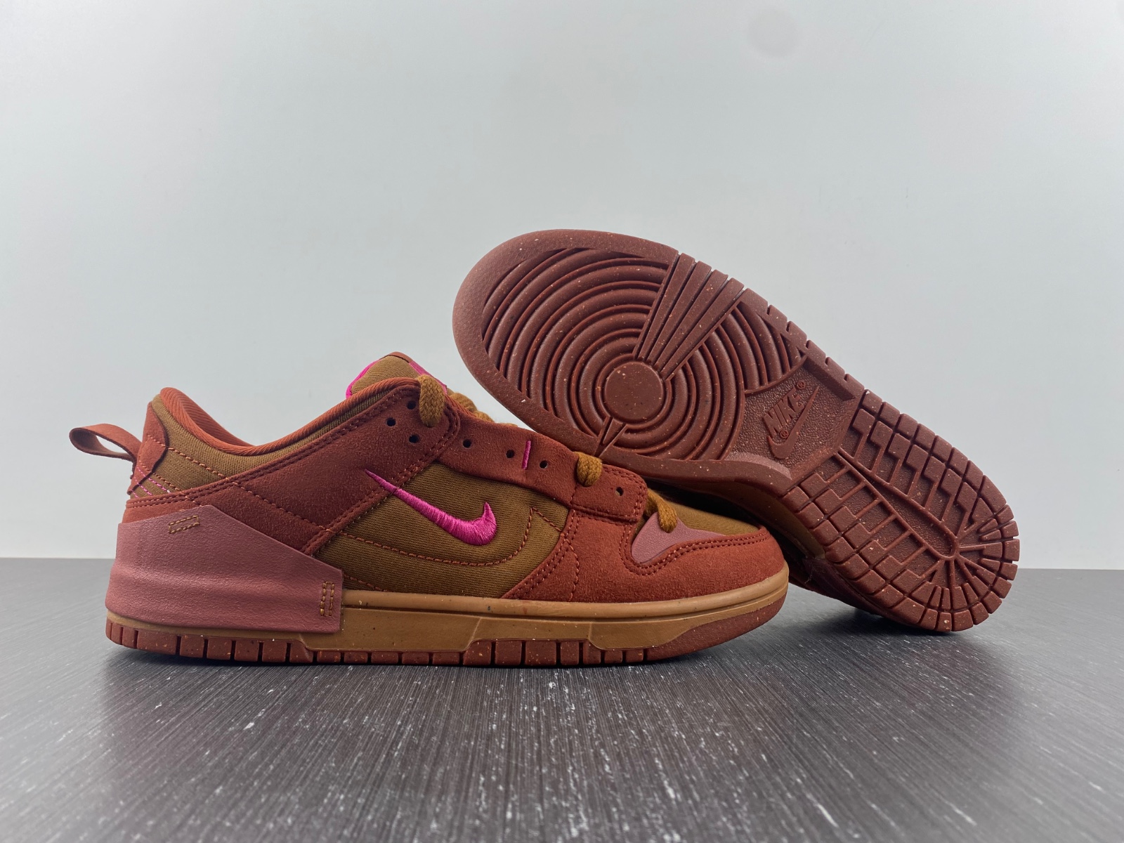 Dunk Low DH4402-200