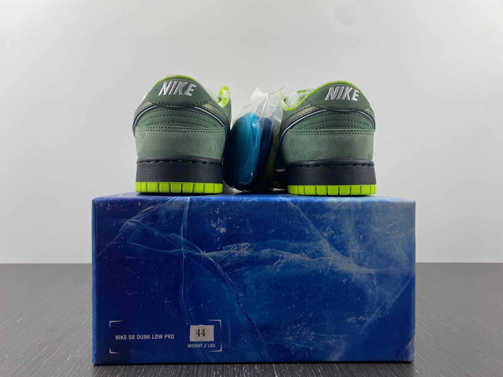 Nike SB Dunk Low Green Lobster BV1310-337