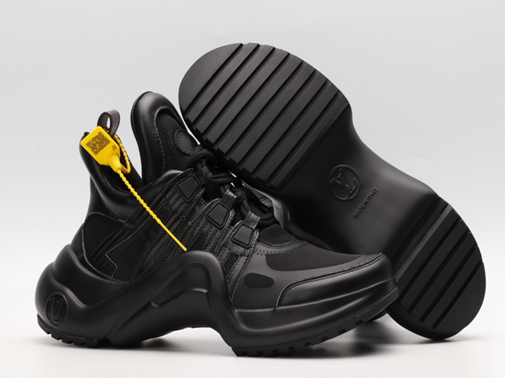 L*V Archlight Sneaker Black