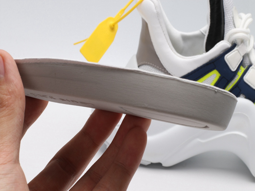 L*V Archlight Sneaker Yellow Black