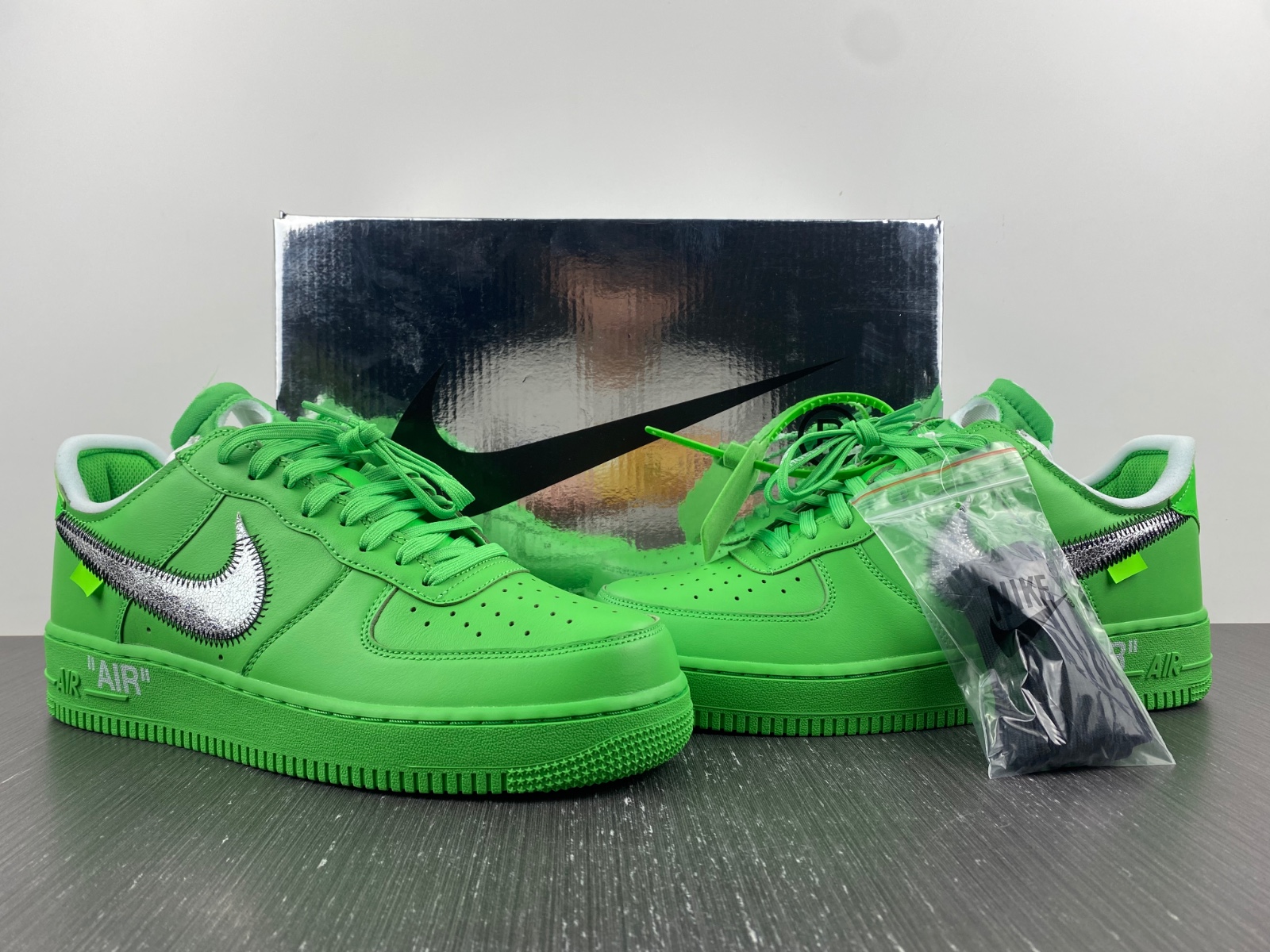 Off-White x air force 1