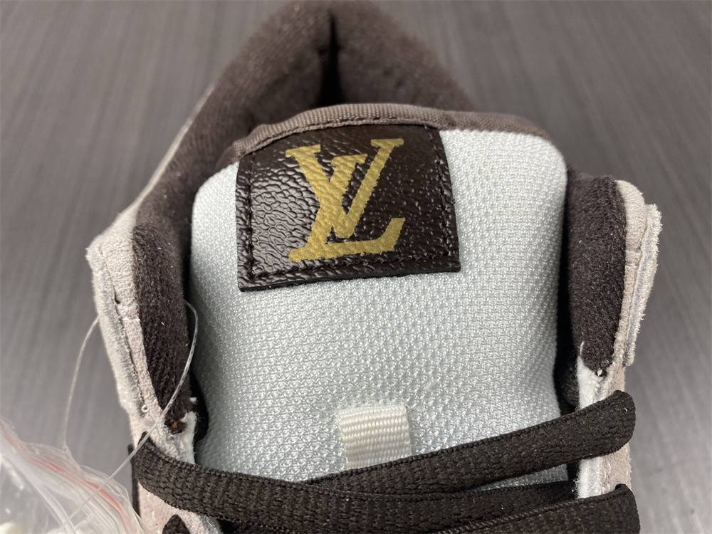 Nike SB Dunk Low Loon bQ6817 020