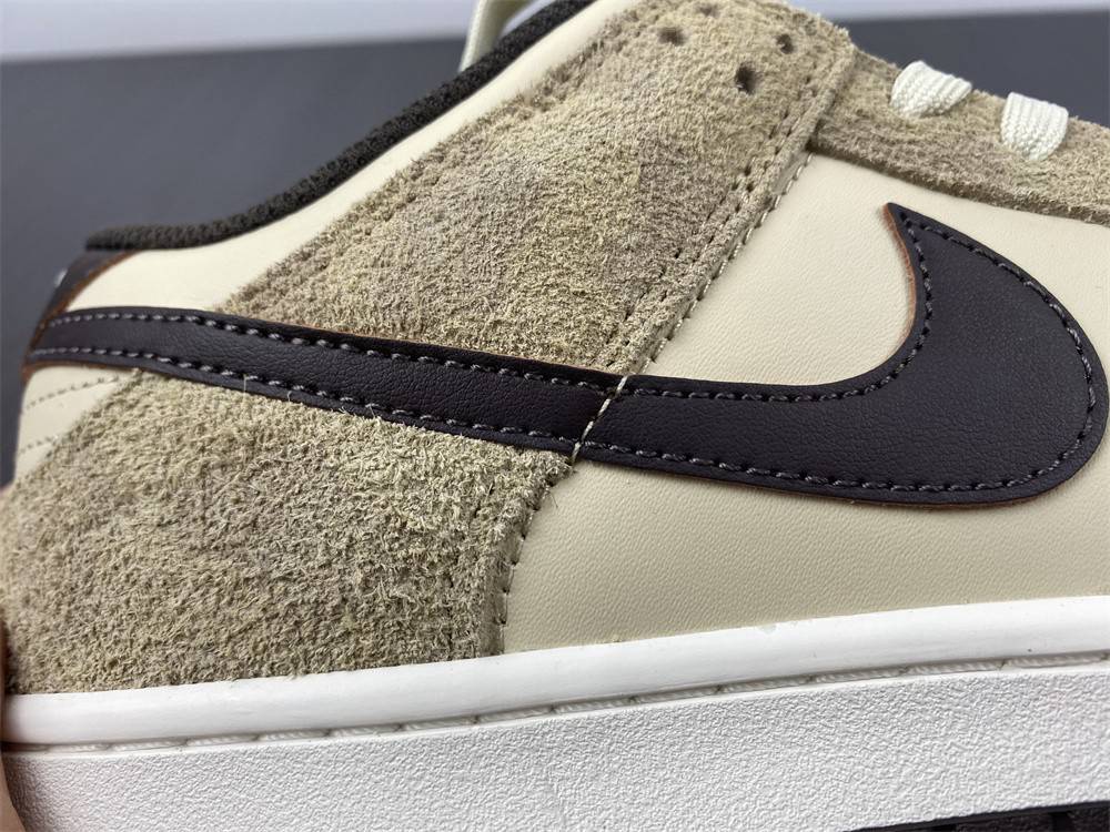 Nike Dunk Low PRM DH7913-200