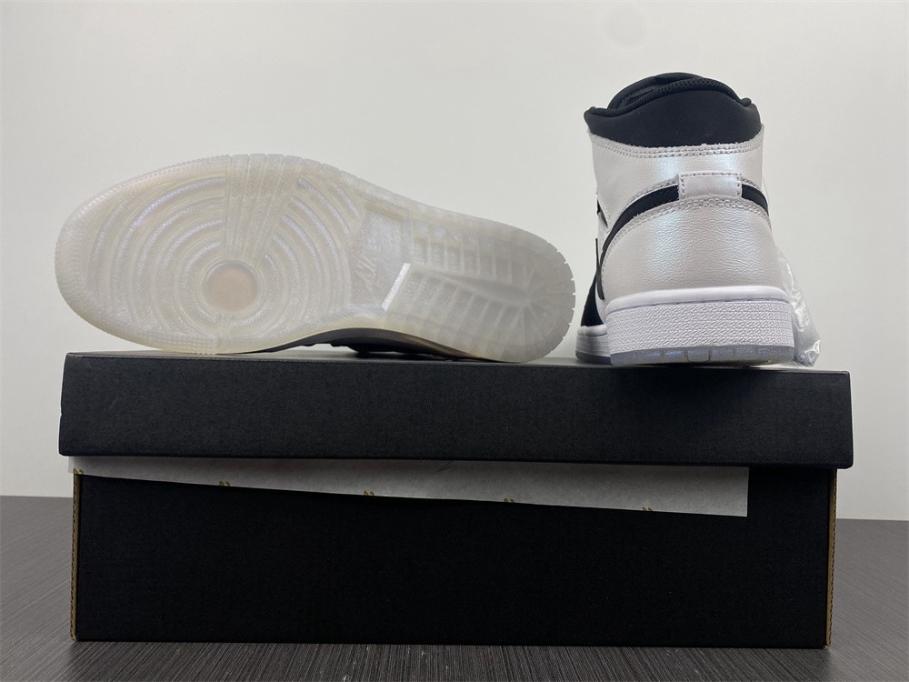 Air Jordan 1 Mid D1am0nd Shorts