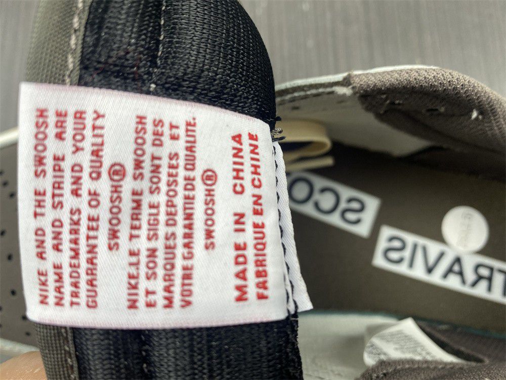 Travis Scott x Air Jordan 1 DM7866-162