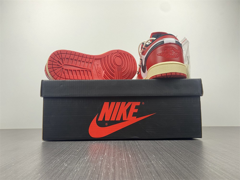 AIR JORDAN 1 LOW 553558-118