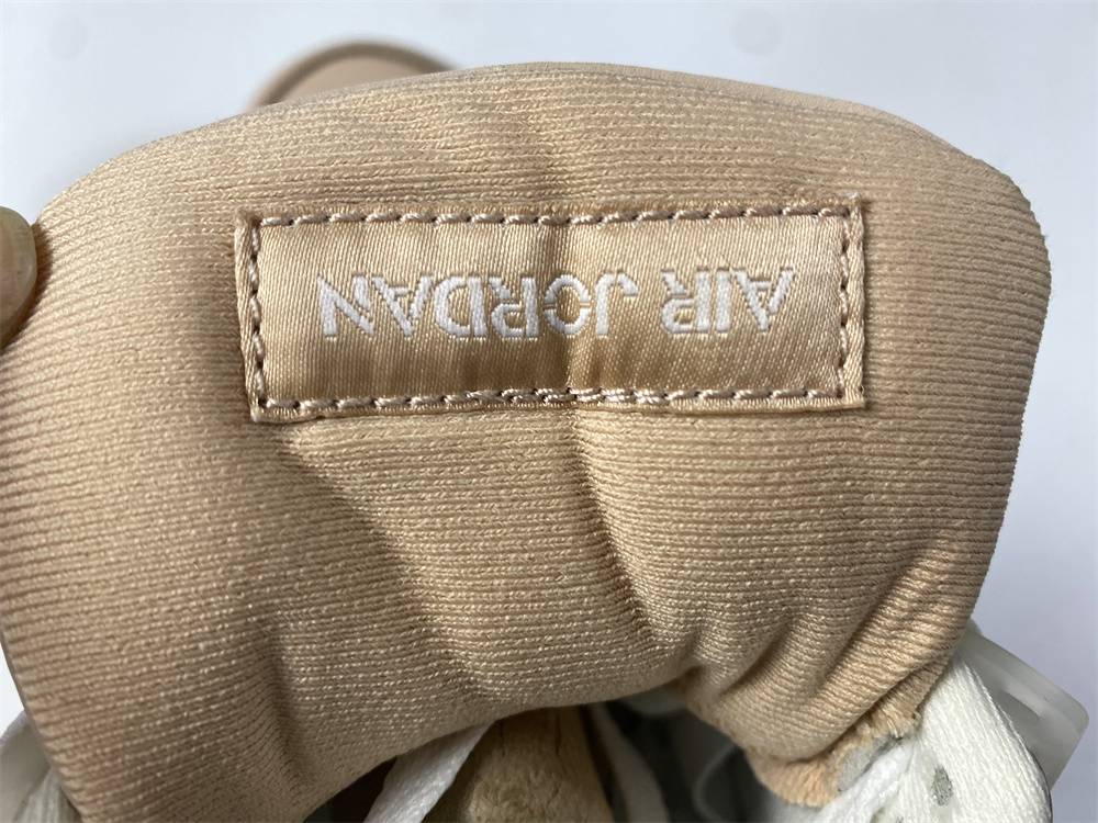 Air Jordan 4 WMNS Shimmer DJ0675-200