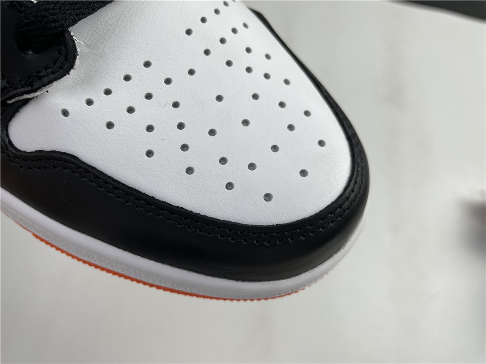 Air Jordan 1 High OG 555088-180