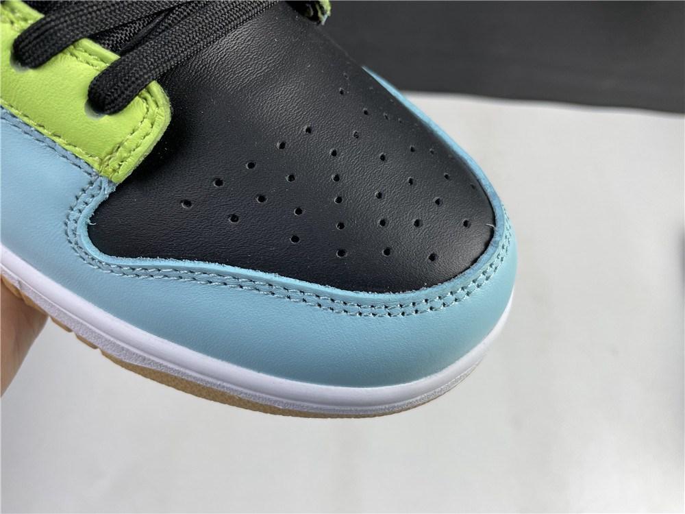 Nike Dunk Low SE Free 99 DH0952-001