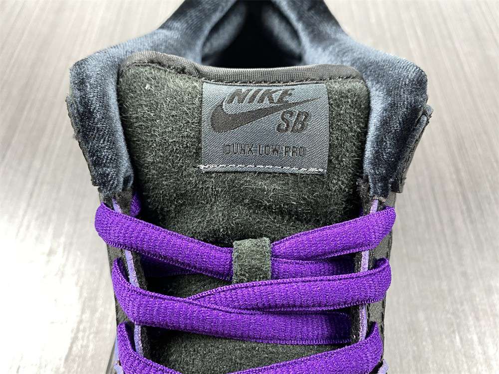 Familia x Nike SB Dunk Low First Avenue K DJ1159-001