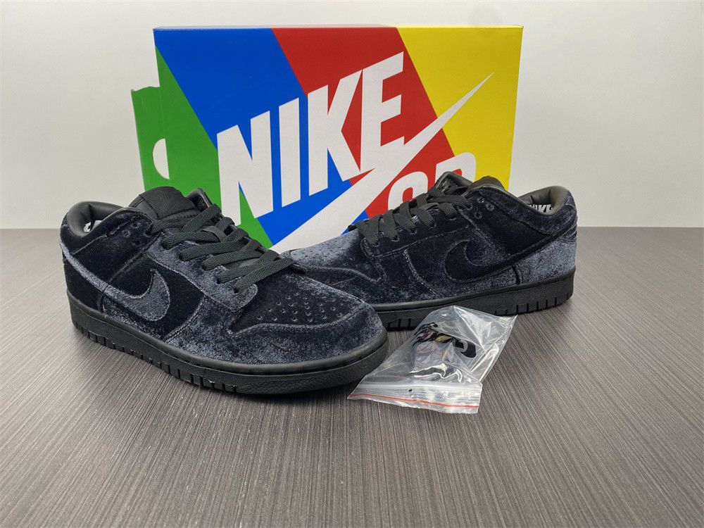 Nike Dunk Low DH2686 002