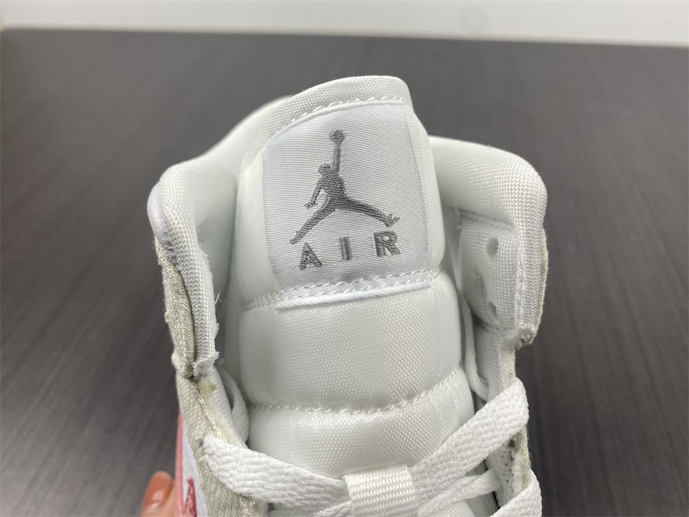 Air Jordan 1 Mid SE Light Iron Ore