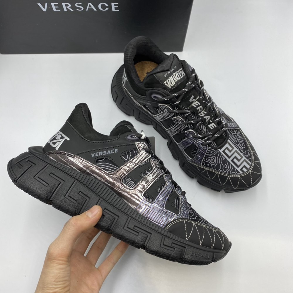 V*ERSACE Trigreca Sneakers