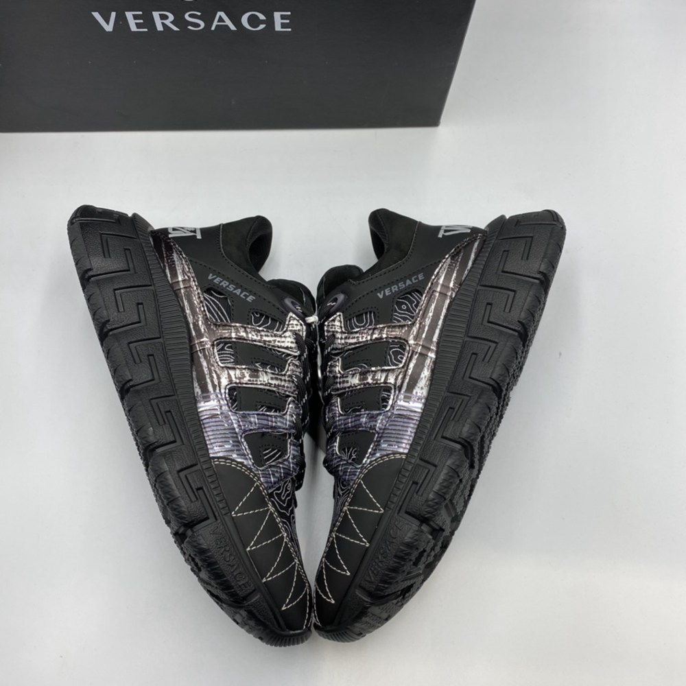 V*ERSACE Trigreca Sneakers