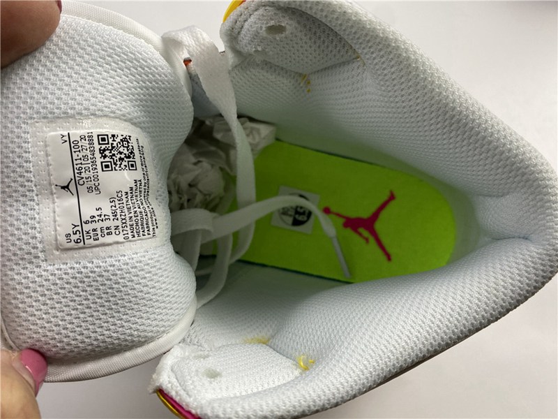 Air Jordan 1 Mid SE GS Edge Glow(CV4611-100)