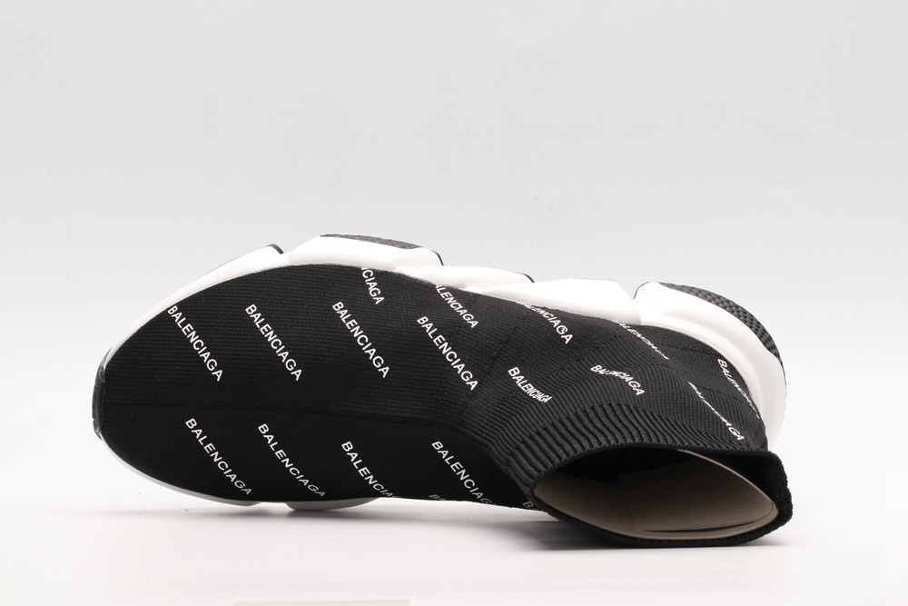 BLG Speed Trainer Mid Logo Print