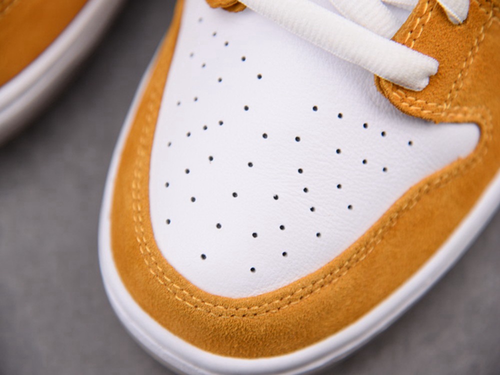 NIKE SB Dunk Low LASER ORANGE(BQ6817-800)