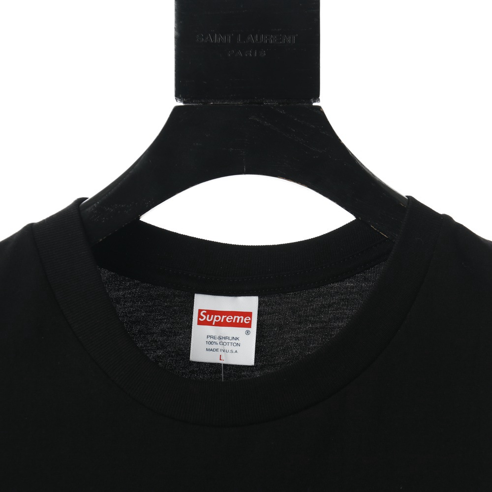 Svp*me 19FW week1Smoke