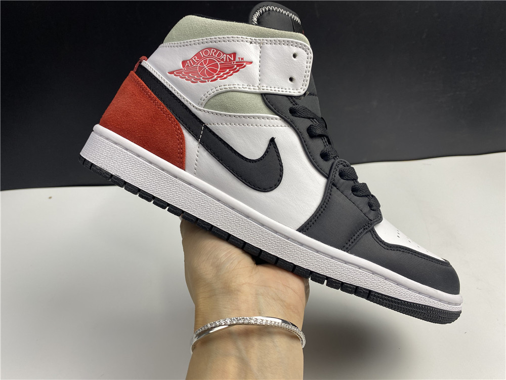 Air Jordan 1 Mid SE Red Black Toe(852542 100)