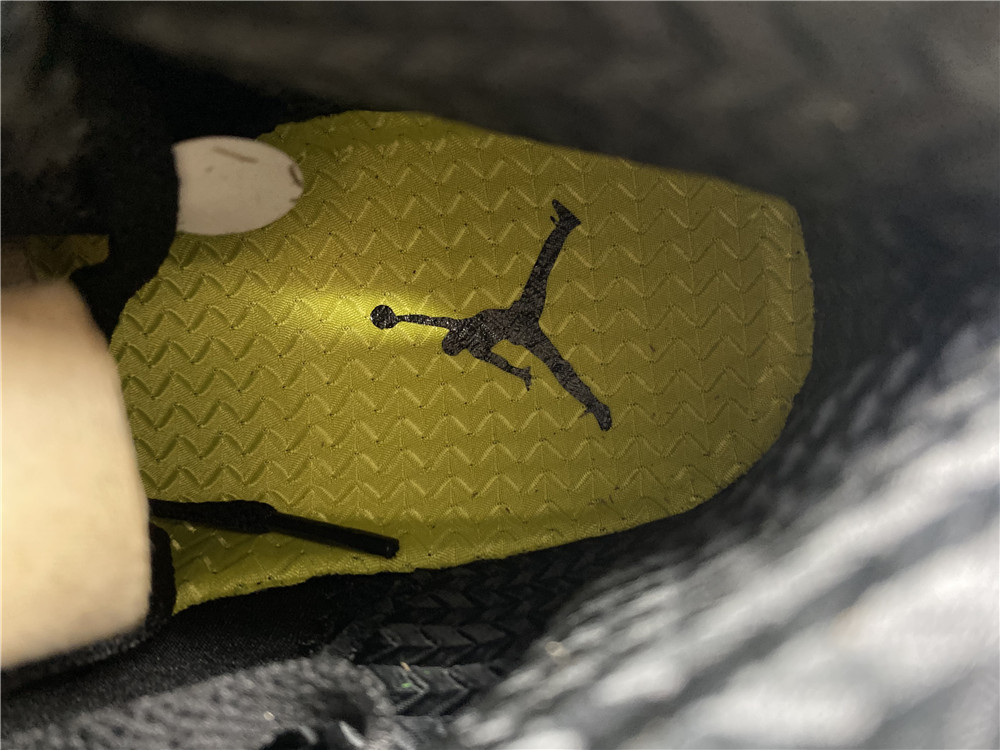 Air Jordan 5 Retro SE 