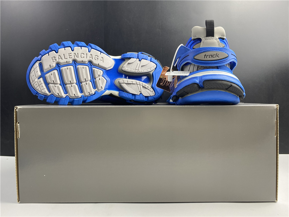 BLG Wmns Track Trainer