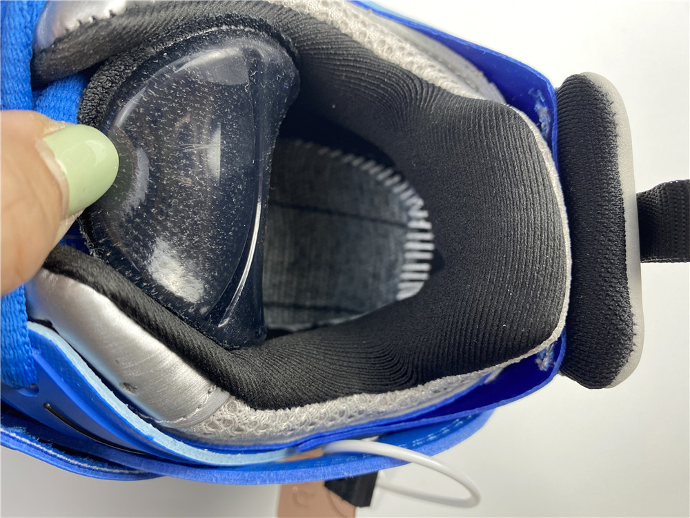 BLG Wmns Track Trainer