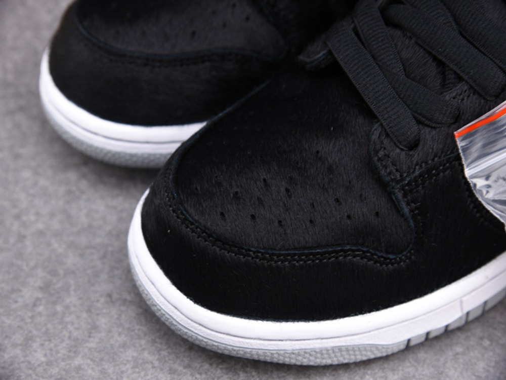 Medicom Toy x Dunk Low SB BE@RBRICK(CZ5127-001)