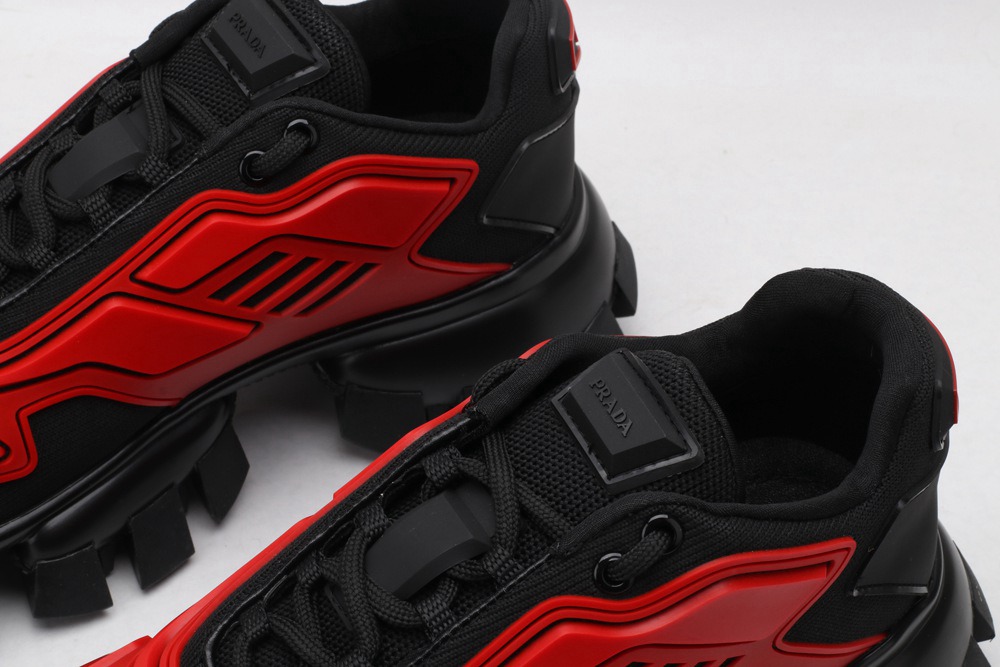 P*rada C*Loudbust Thunder Knit Red Black