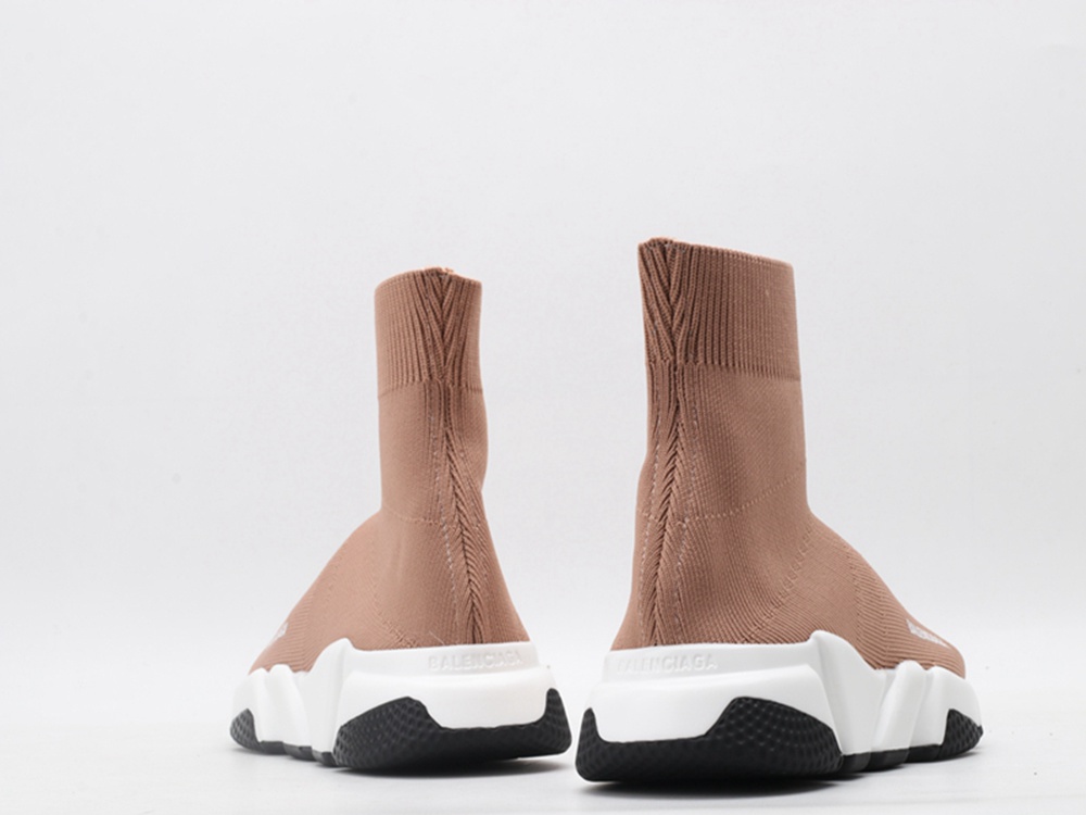 BLG Wmns Speed Trainer Mid Triple Pink