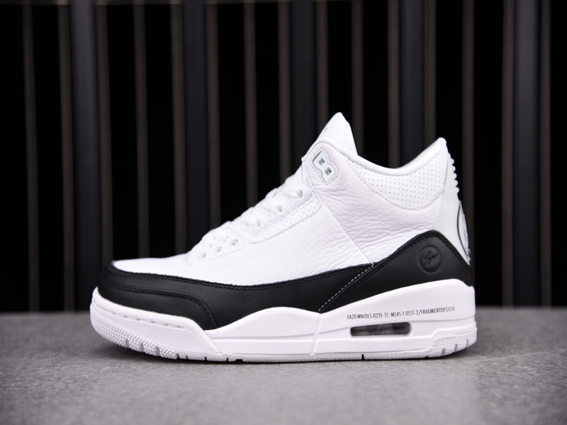 Fragment Design x Air Jordan 3 Retro SP(DA3595-100)