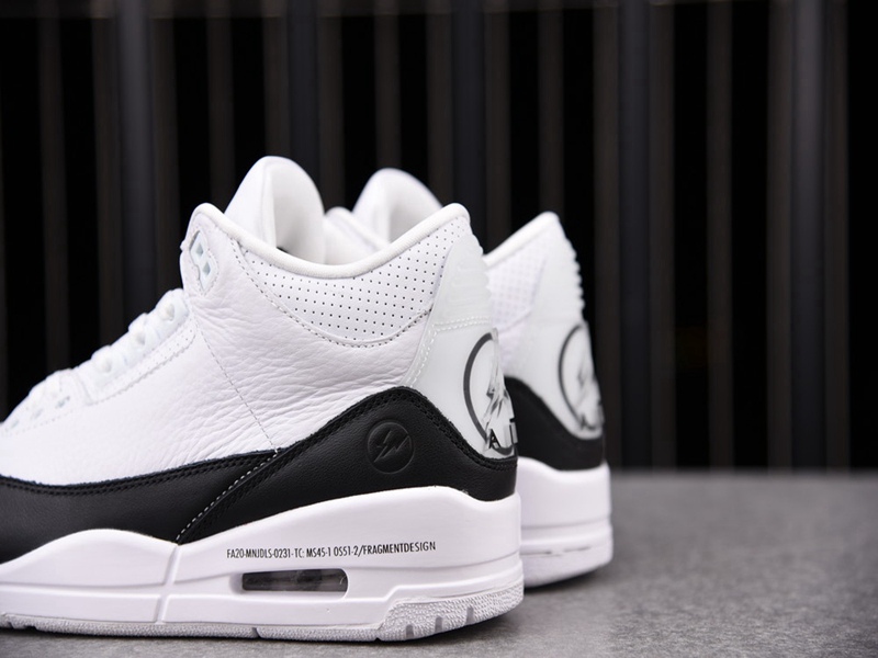 Fragment Design x Air Jordan 3 Retro SP(DA3595-100)
